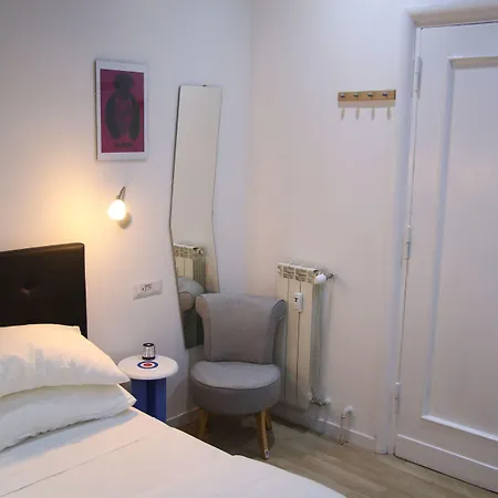Casa de hóspedes Mila 4*